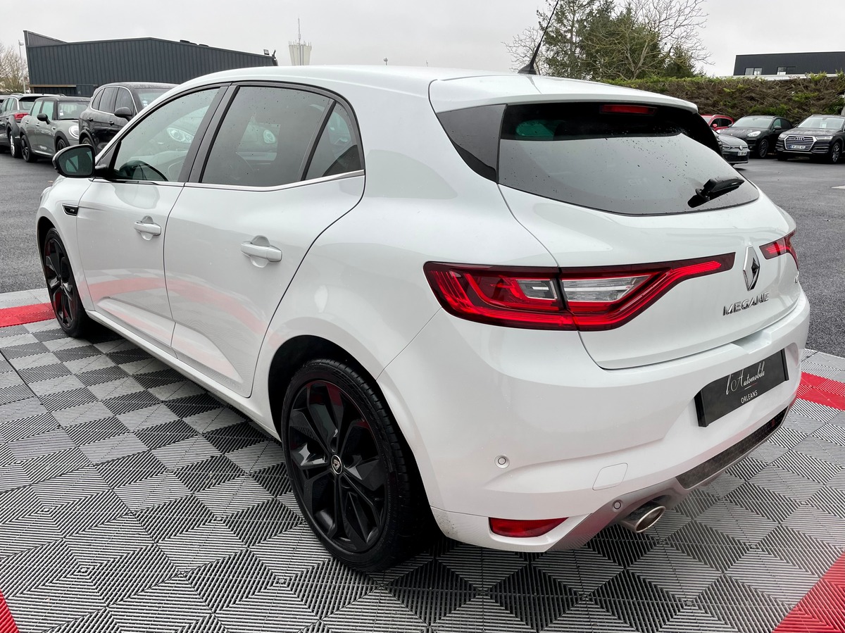 RENAULT Megane IV 4 1.3 TCE 140 GT-LINE EDC