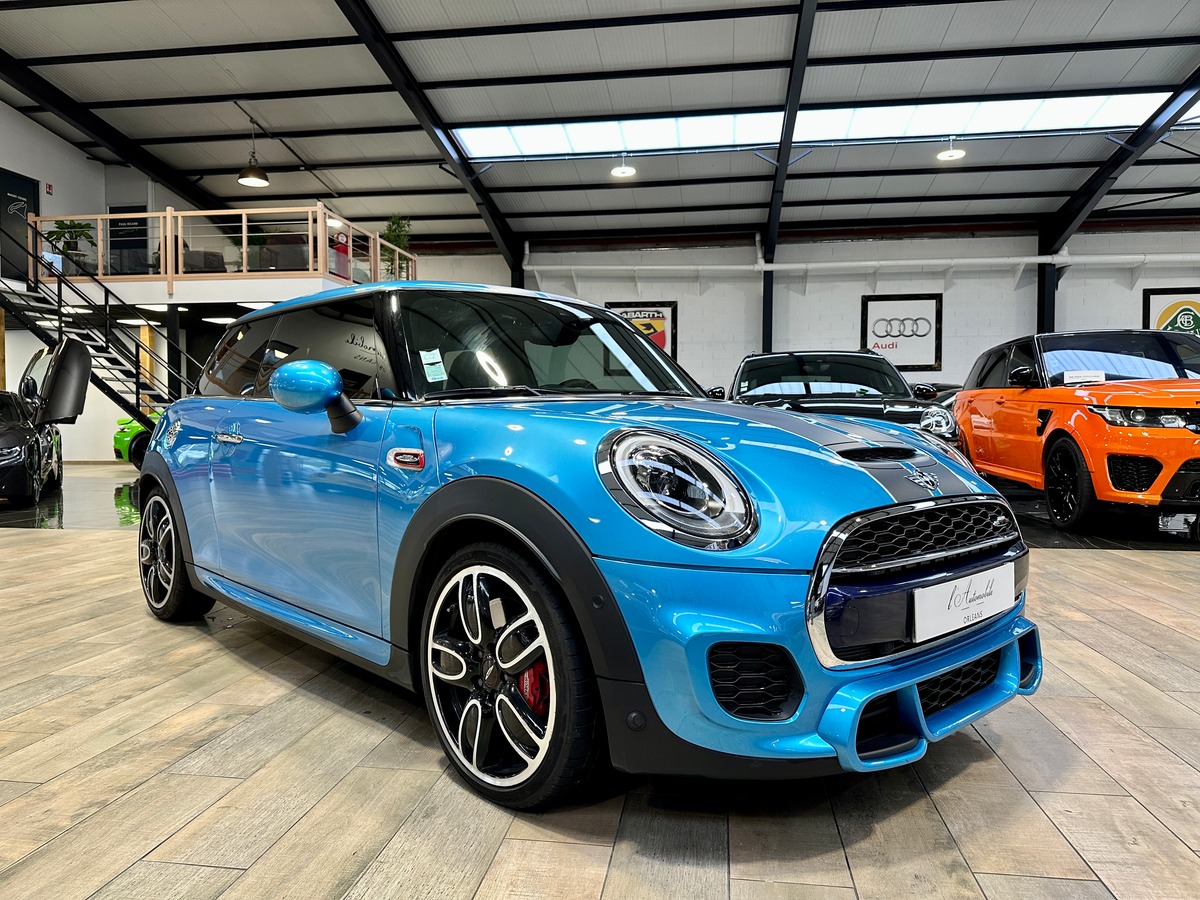 Mini Mini 3 (F56) 3 Portes JCW 2.0 231 cv Boîte auto John Cooper Works