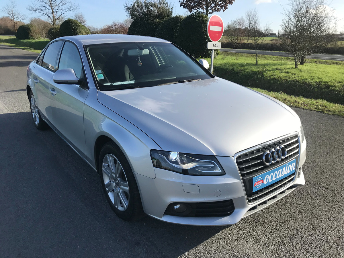 Audi A4 2.0 TDI 120CH AMBIENTE 133125 kms