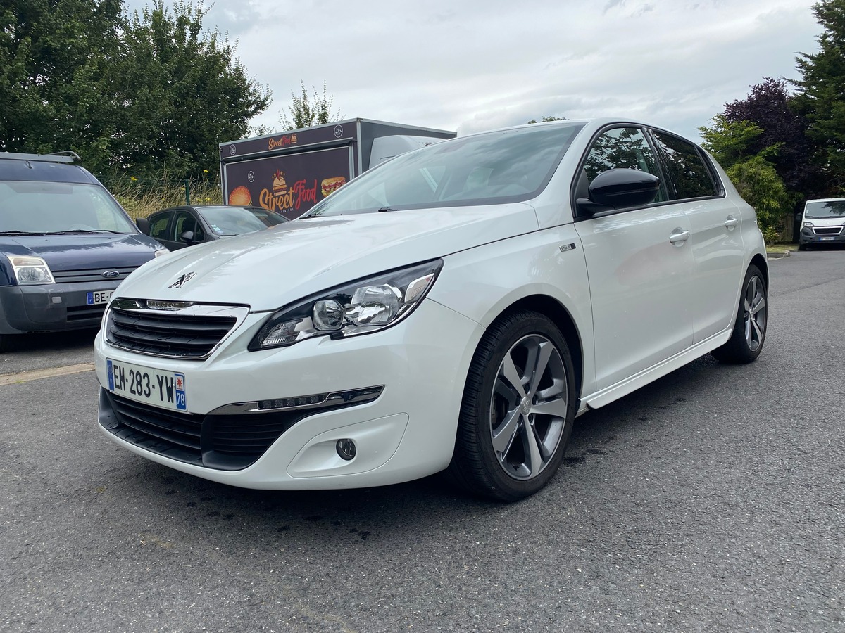 Peugeot 308 II (2) 1.2 PURETECH 110 S&S 5CV STYLE