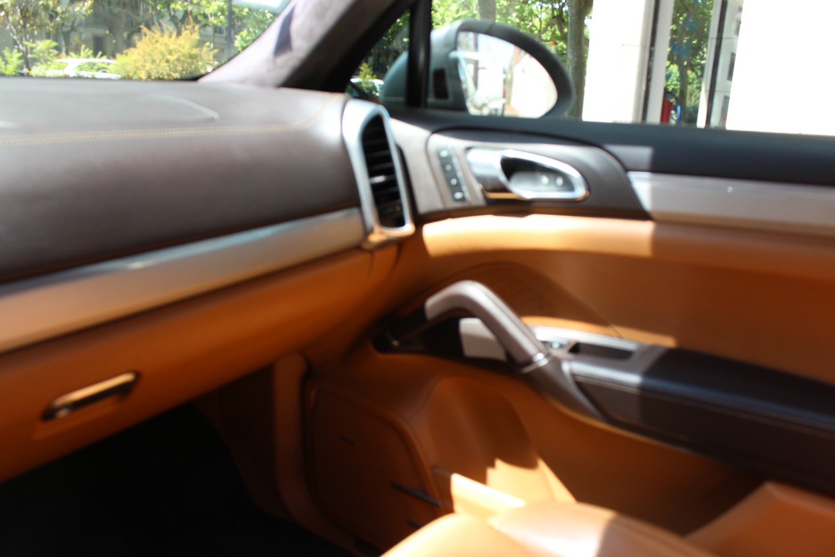 Porsche CAYENNE TURBO S Boîte automatique - II 4.8 V8 500 TURBO TIPTRONIC