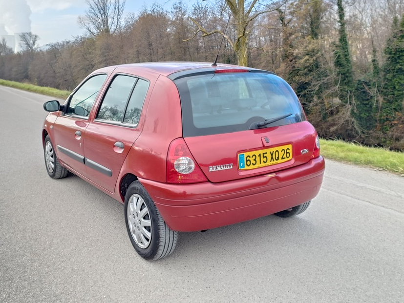 RENAULT Clio Phase 2 1.5 dCi 65cv