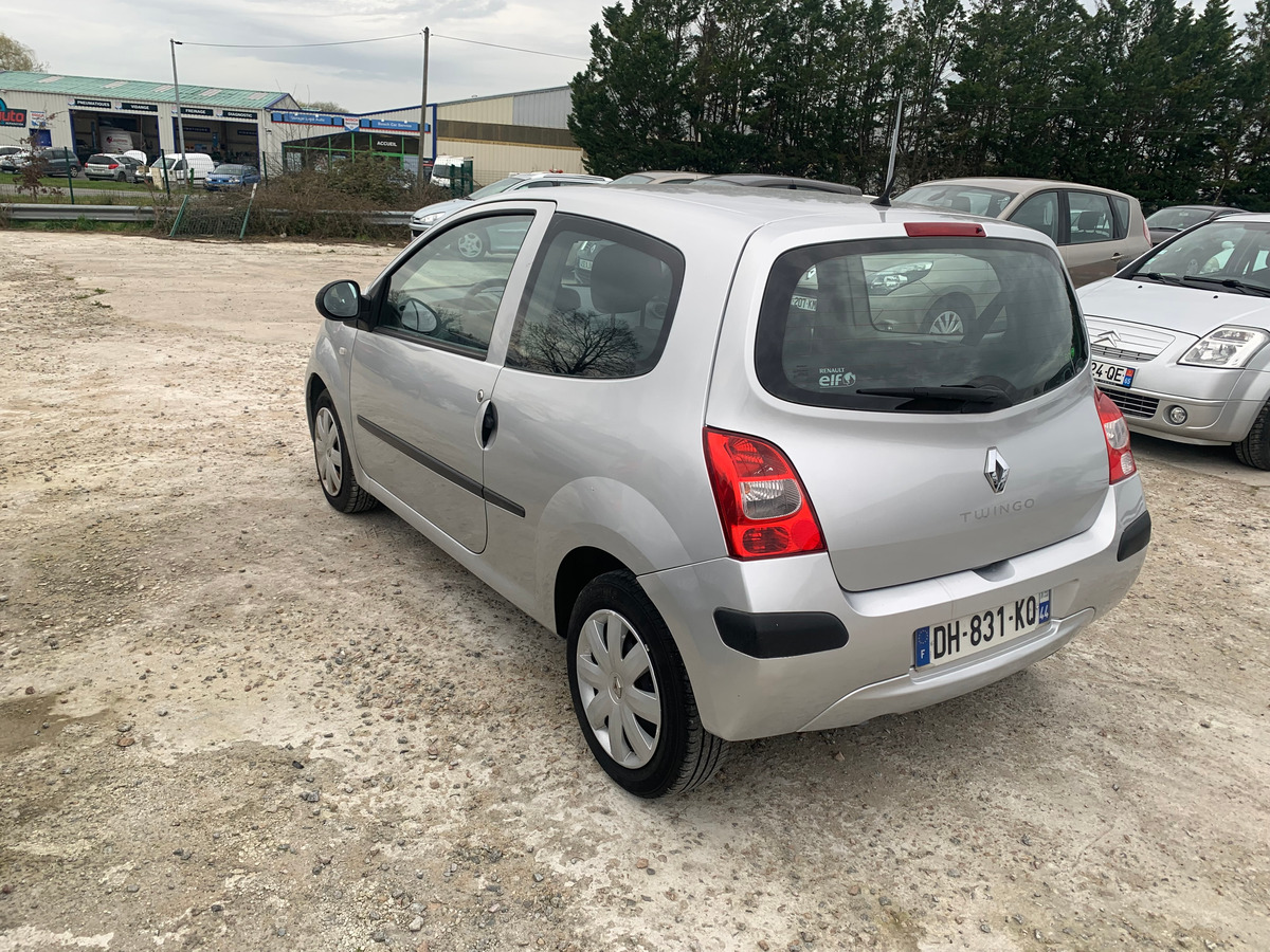 RENAULT Twingo 1.2i - 60CH 63866KM