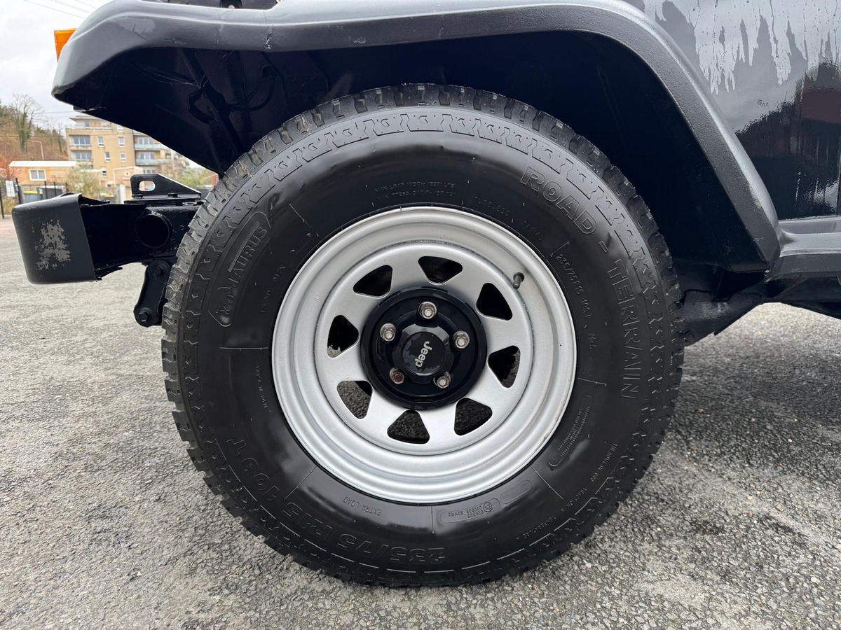 Jeep Wrangler 2.5 HARD TOP-Français-Garantie-Révisée