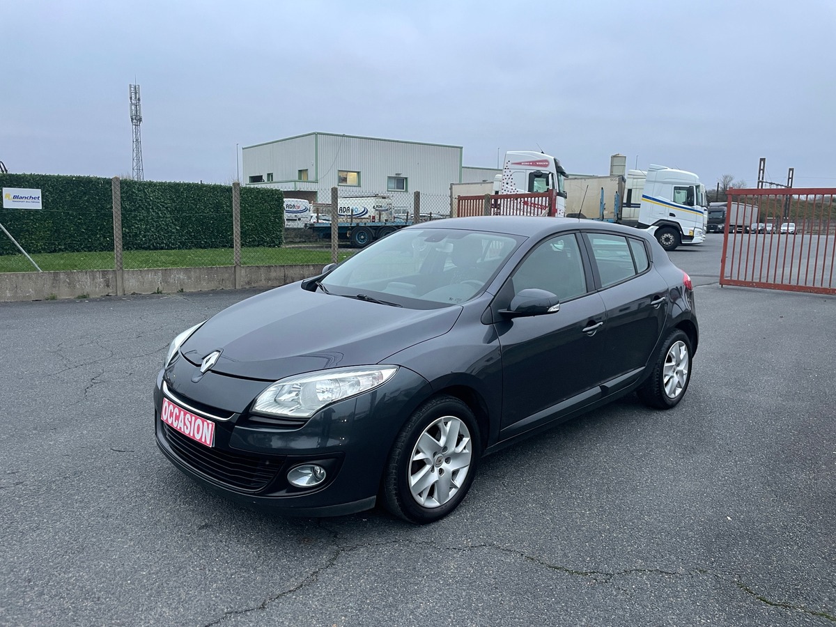 RENAULT Megane III 1.5 DCI 110 CV GARANTIE 12 MOIS