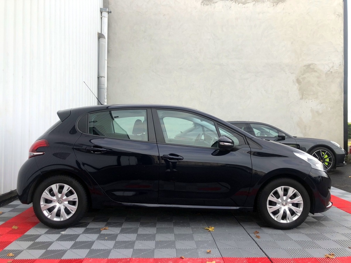 Peugeot 208 ph.2 1.6 BlueHdi 100 BUSINESS GPS