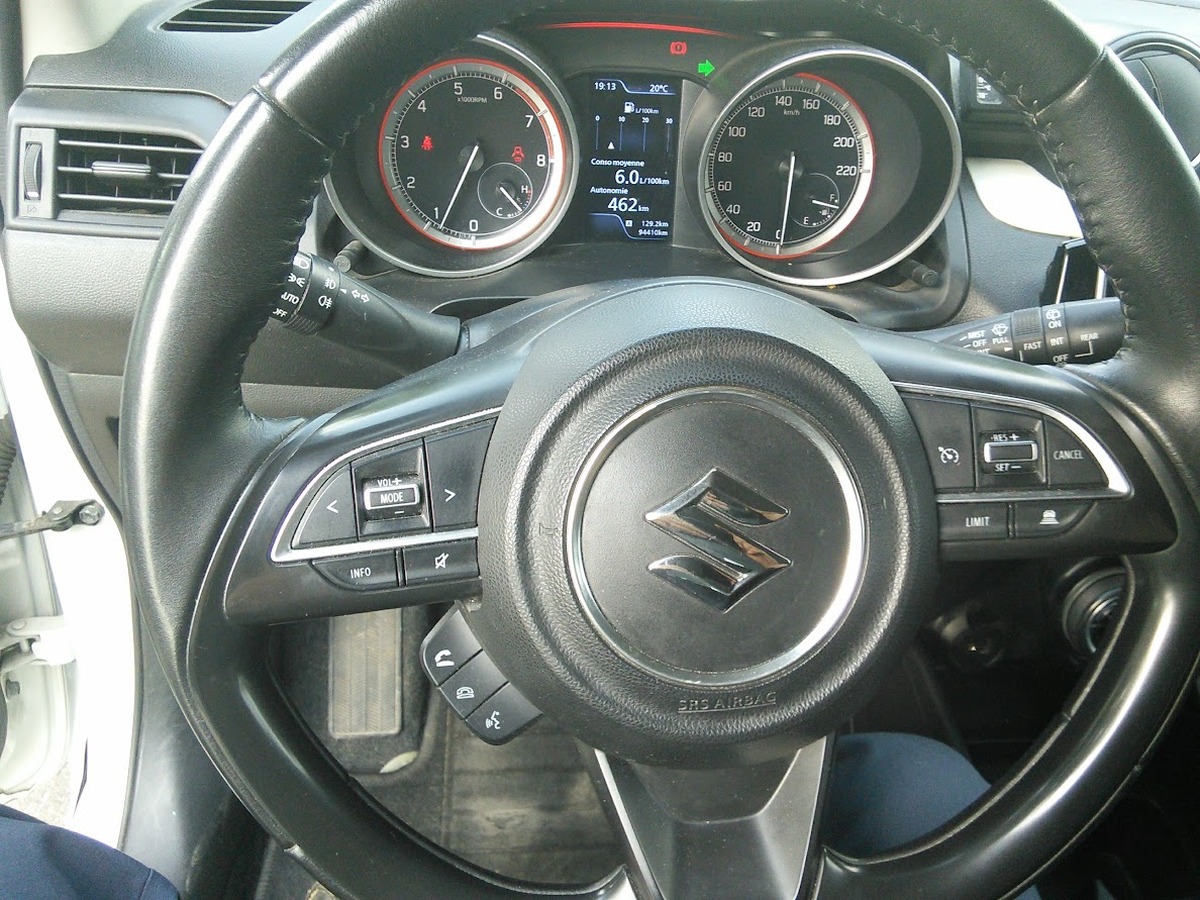 Suzuki Swift V 1.0 Boosterjet 12V Hybrid SHVS 111 PACK