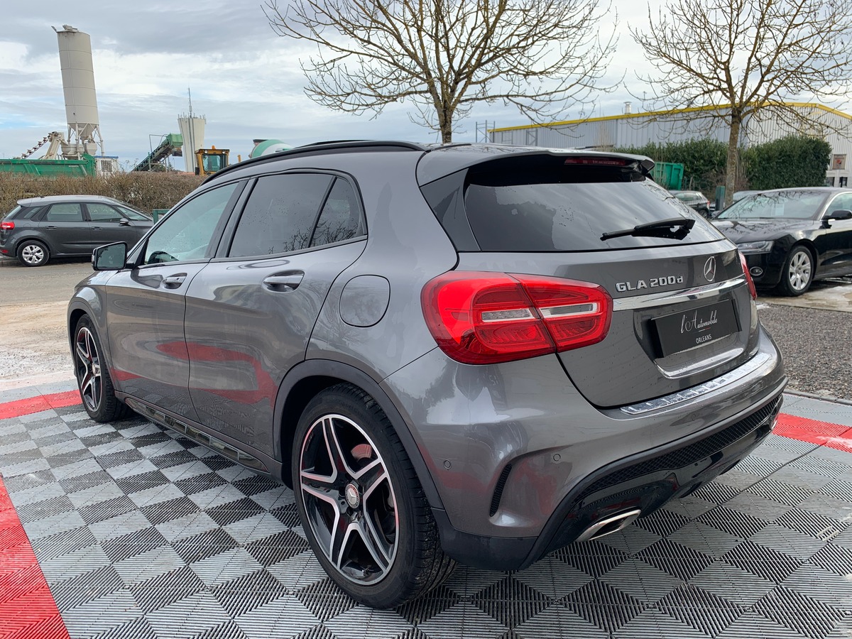 Mercedes-Benz GLA* AMG 200 d Fascination  7G-DCT