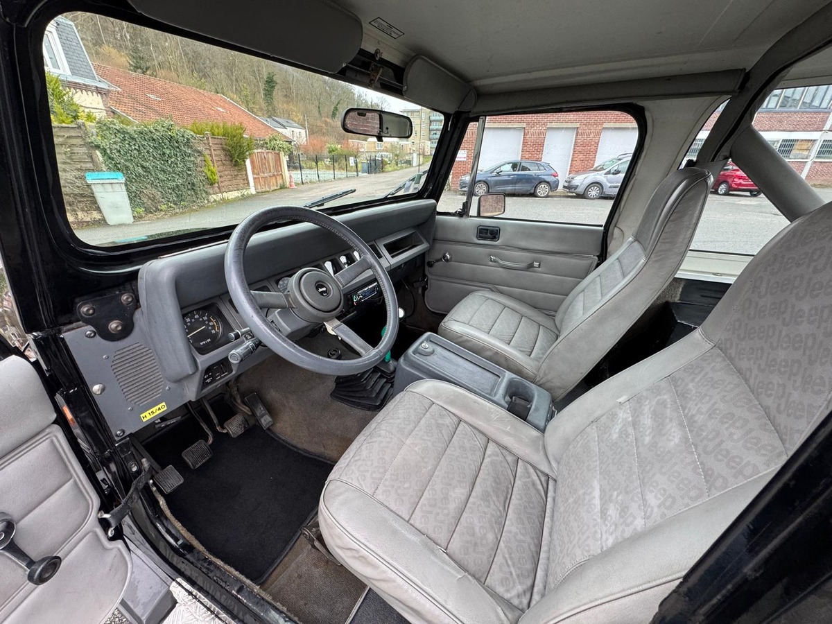 Jeep Wrangler 2.5 HARD TOP-Français-Garantie-Révisée