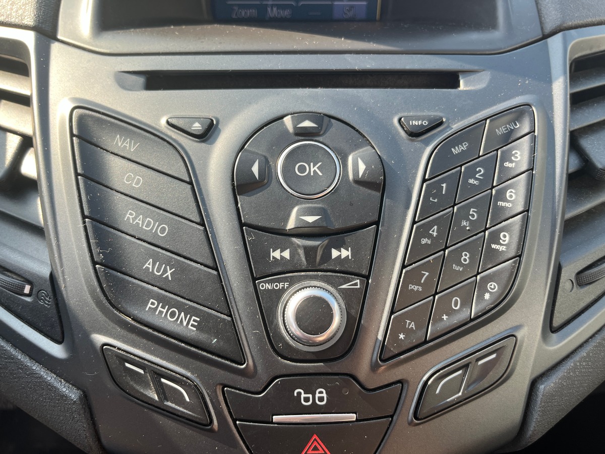 Ford Fiesta 1.25 82ch, BLUETOOTH