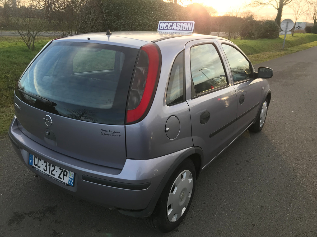 Opel Corsa 1.0 TWINSPORT ESSENTIA 115193 KM