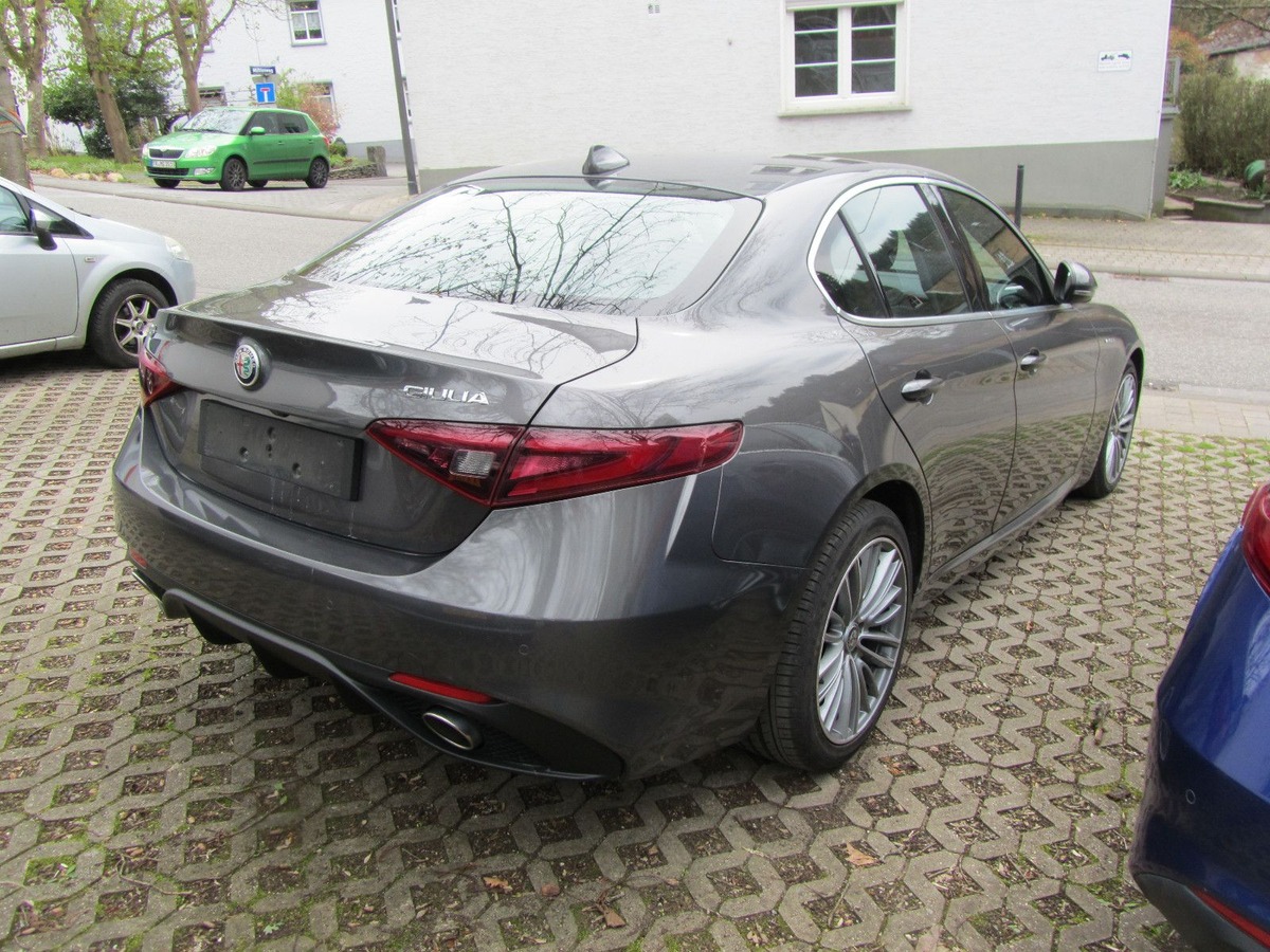 Alfa Romeo Giulia 2.2 JTD 210ch Veloce Q4 AT8