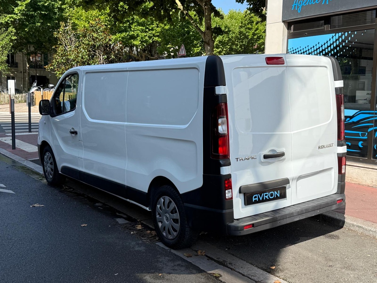 RENAULT Trafic III (2) FOURGON L2H1 2.0 DCI 1300 120