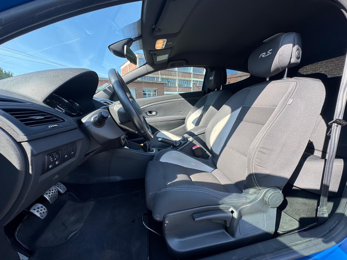 RENAULT Megane III RS 2.0 250 phase 1 Bleue extrême - Garantie