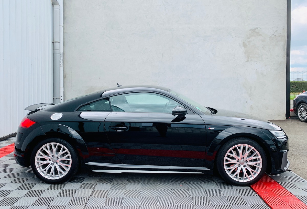 Audi TT III (2) Coupé  40 TFSI 197 S Line S Tronic