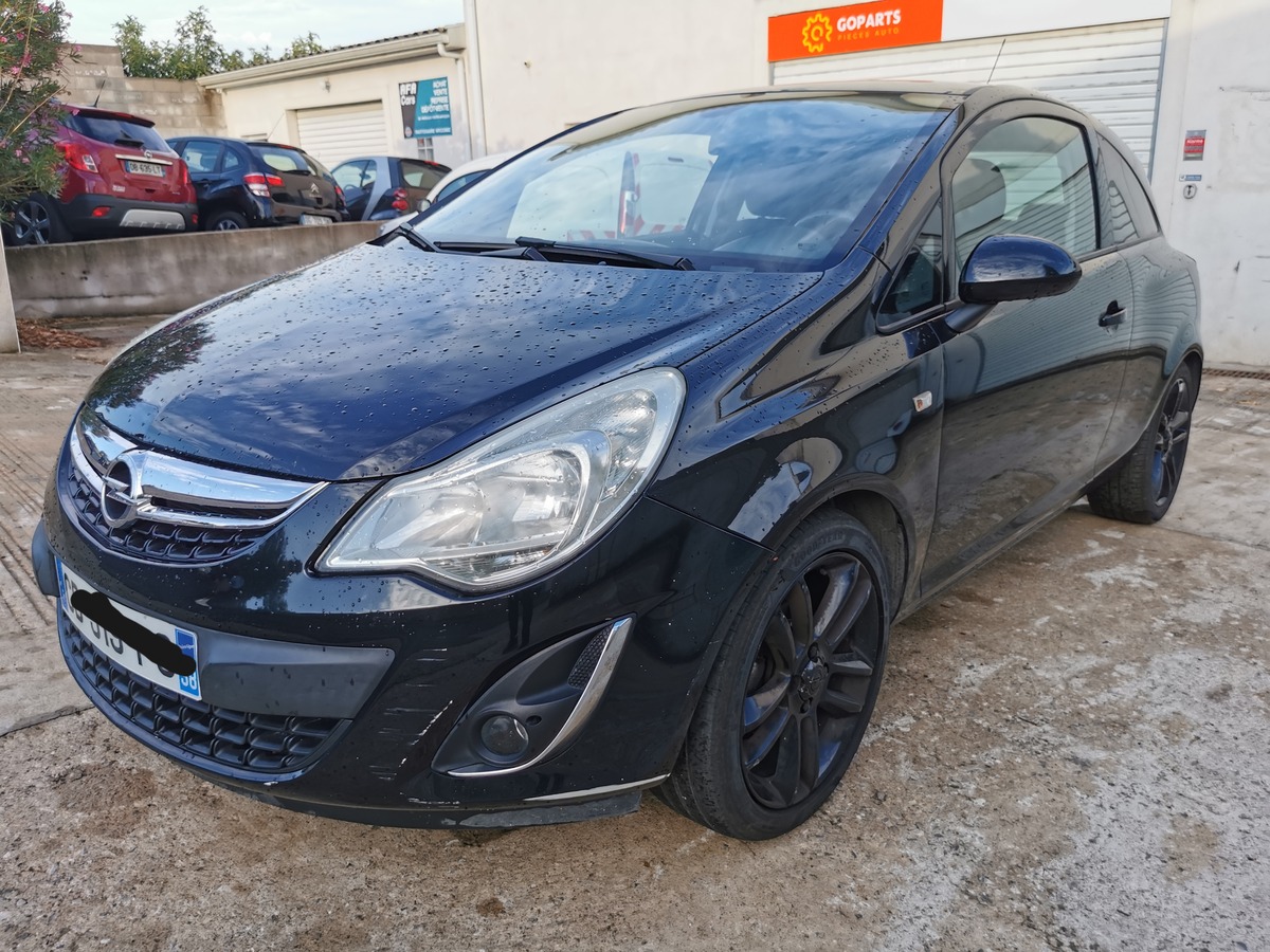 Opel Corsa D 3 portes 1.2 i 16V Twinport 85 cv