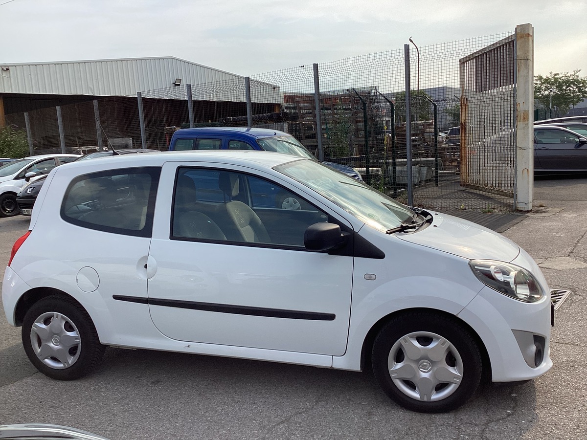 RENAULT Twingo 1.2 Authentique