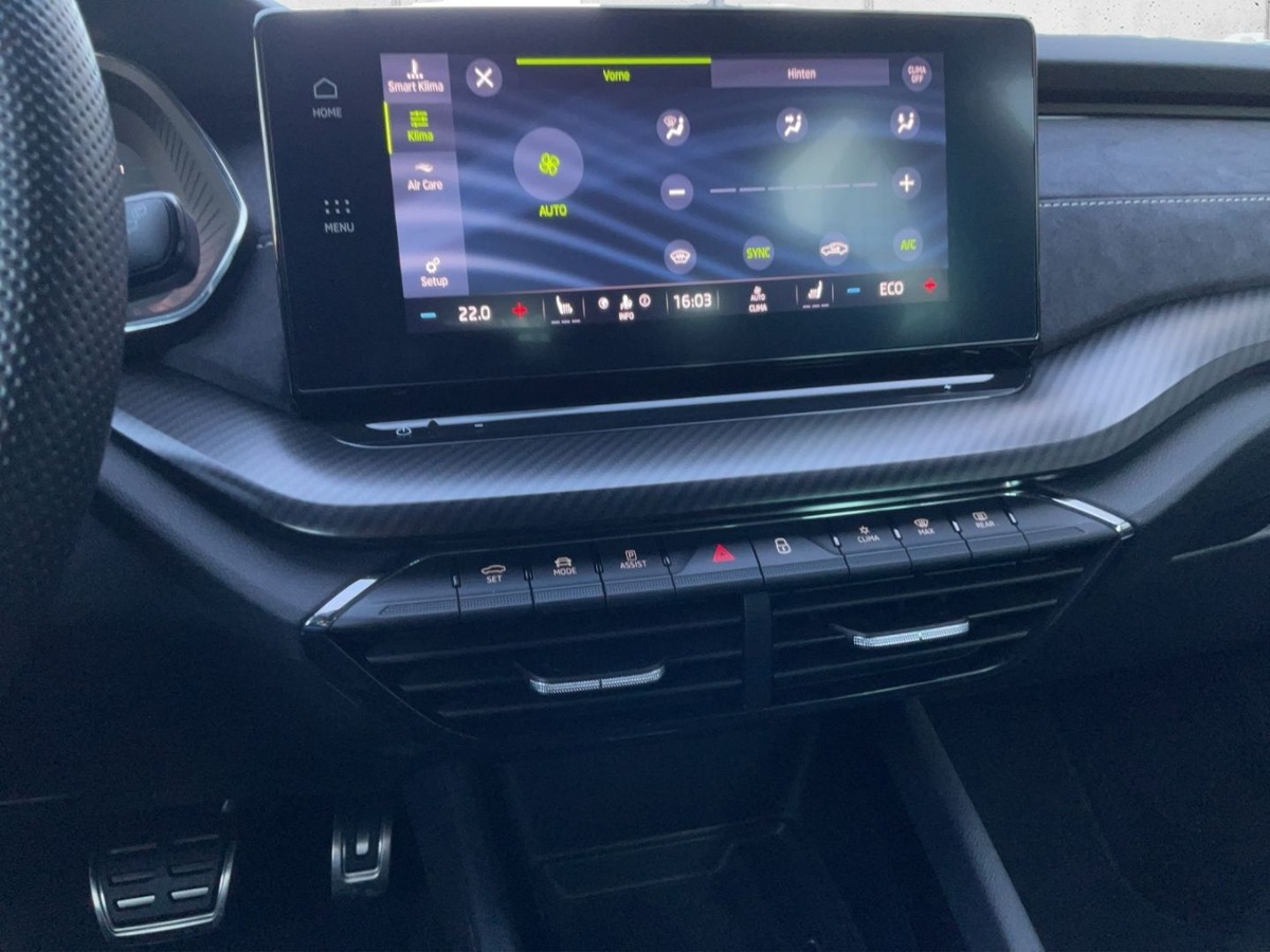Skoda Octavia Combi IV 1.4 TSI PHEV iV 245ch RS DSG6e