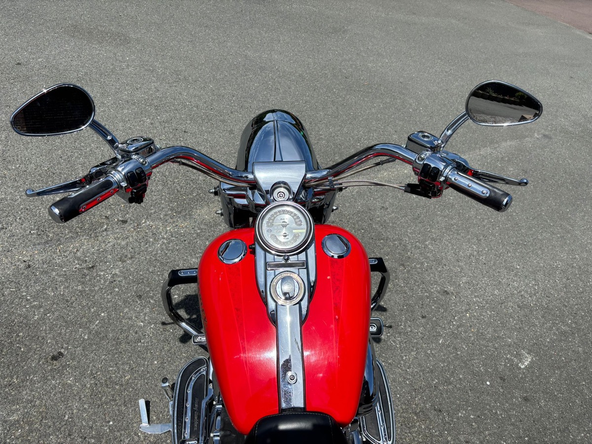 Moto Moto Harley-Davidson FLHRSE3 Screamin' Eagle Road King 2007