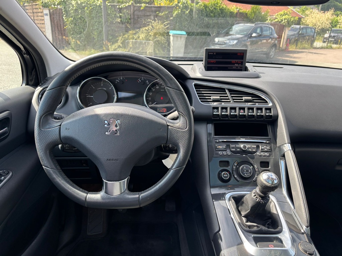 Peugeot 3008 2.0 HDI Premium Pack - ATTELAGE - DISTRIBUTION NEUVE - GARANTIE
