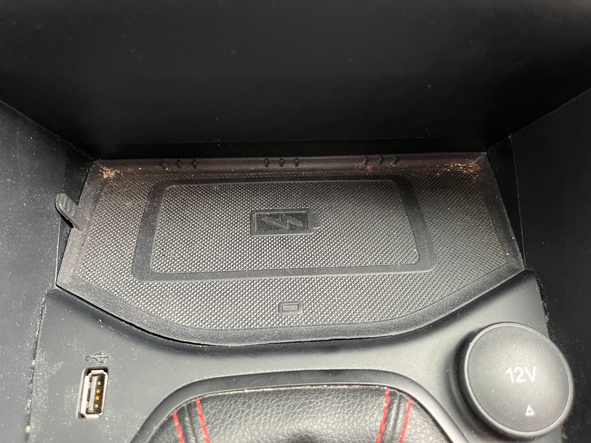 Ford Fiesta 1.0 ECOBOOST MHEV 125ch ST-LINE X, SUIVI FORD, CHARGEUR A INDUCTION, CARPLAY, REGULATEUR