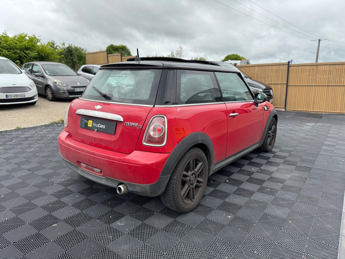 Mini Cooper 2 (R56) LCI D 1.6  110 cv - TOIT OUVRANT - INTERIEUR CUIR - RADAR DE RECUL
