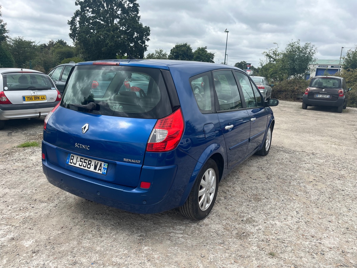 RENAULT Grand Scenic 2.0 dci