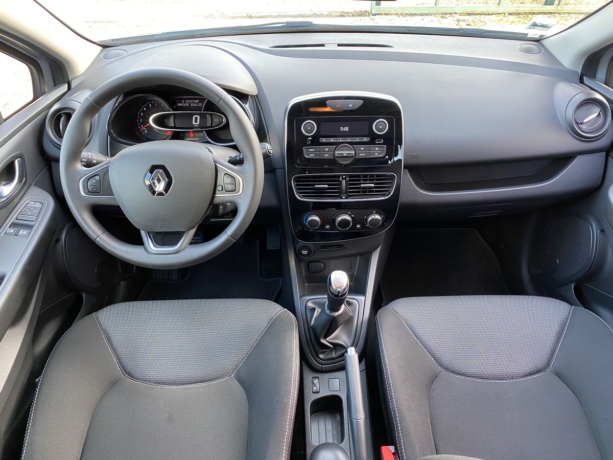 RENAULT Clio IV 1.2 73ch 5p 2000 kms! 1ere main g