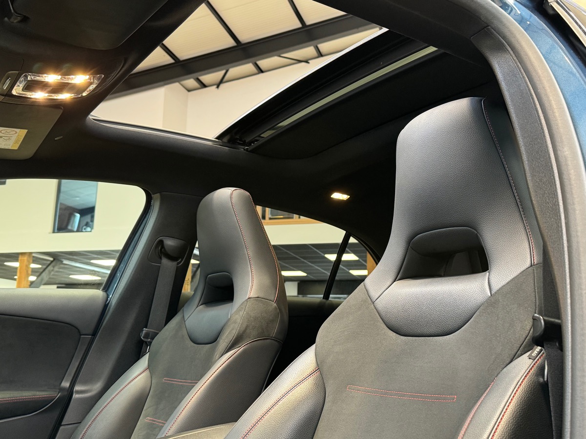 Mercedes-Benz Classe A 220D 190CV AMG LINE TOIT PANORAMIQUE / BURMESTER
