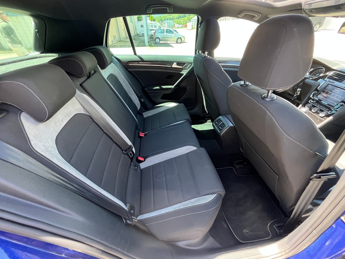 Volkswagen GOLF 7 R 300ch 4MOTION DSG6, TOIT OUVRANT, GPS
