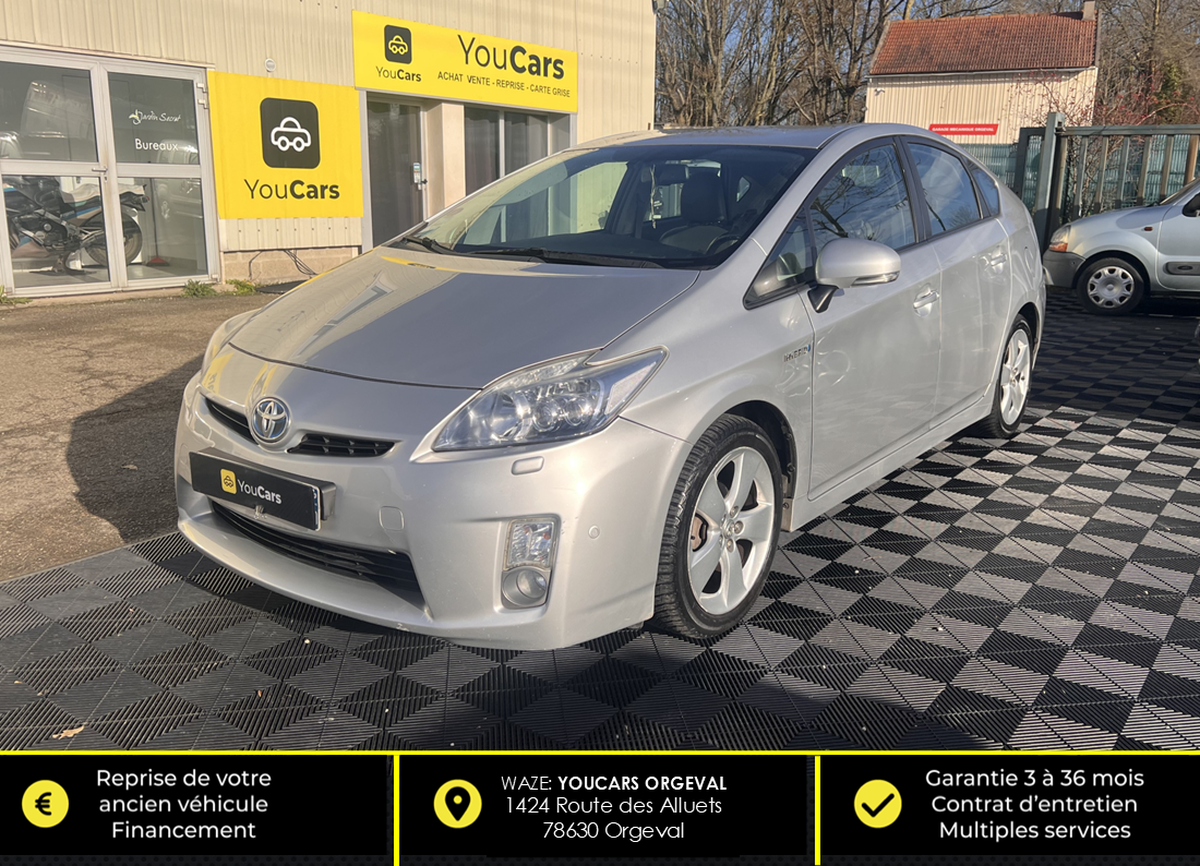 Toyota Prius III 1.8 136 Hybrid 99 cv Boîte auto - CAMERA DE RECUL - SIEGES CHAUFFANT