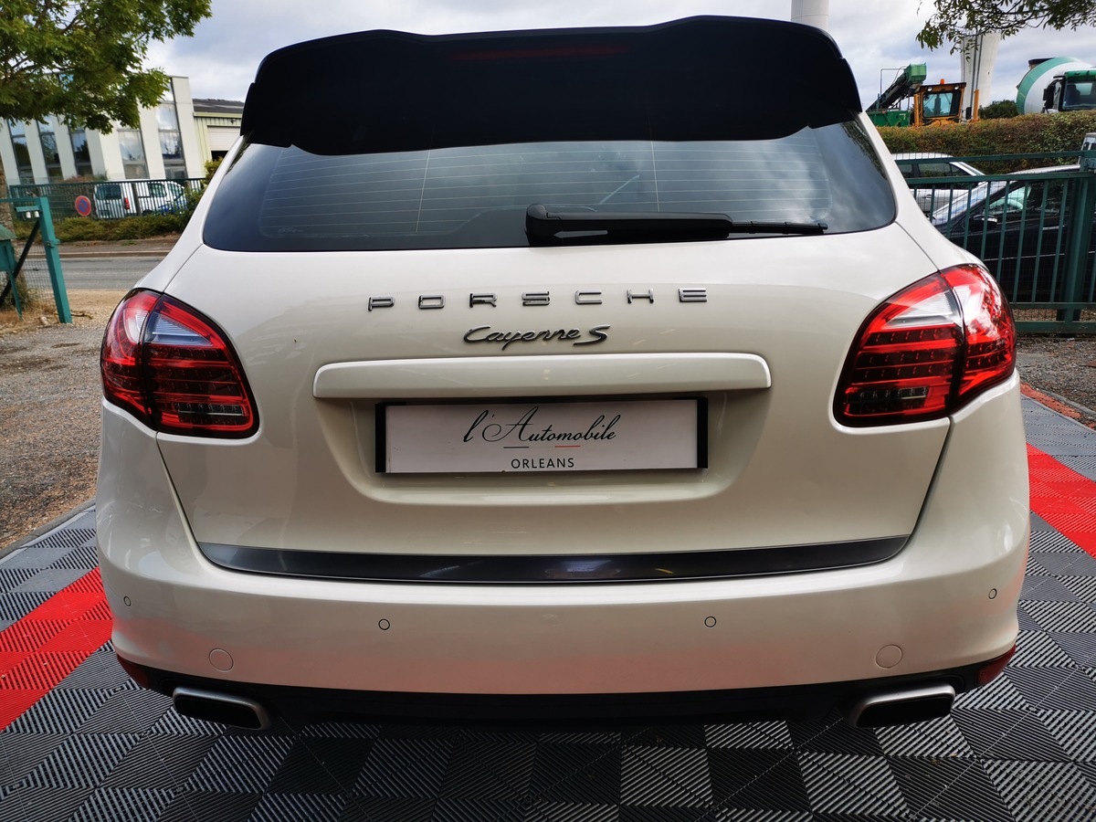 Porsche Cayenne HYBRID S 3.0 380 TO APPROVED ad