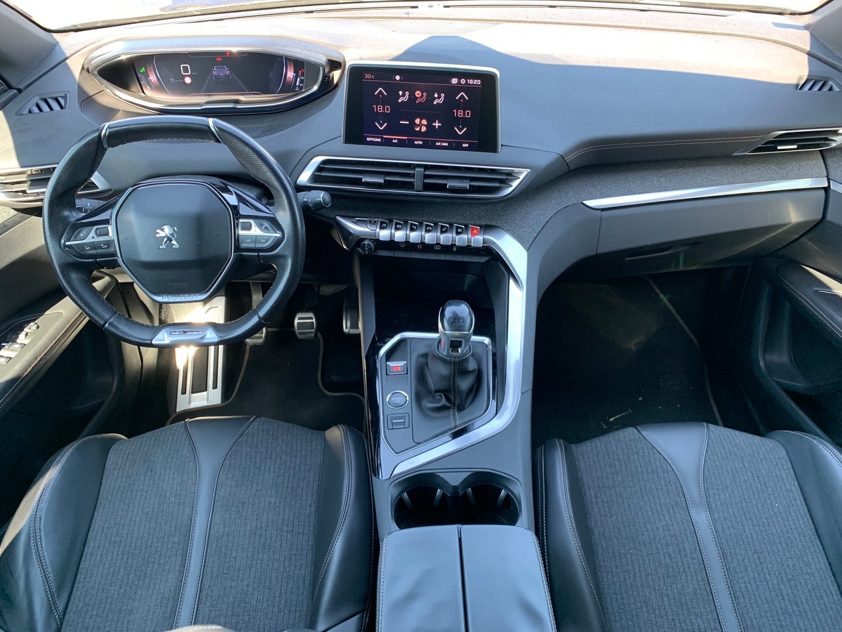Peugeot 3008 GT LINE