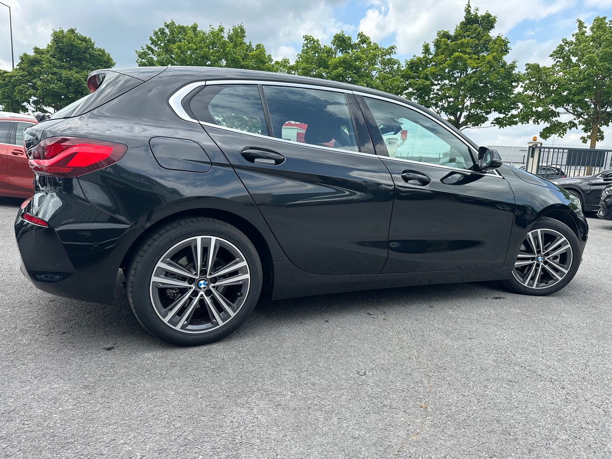 Bmw Série 1 118 i LOUNGE 135CH BVA7 1 ERE MAIN