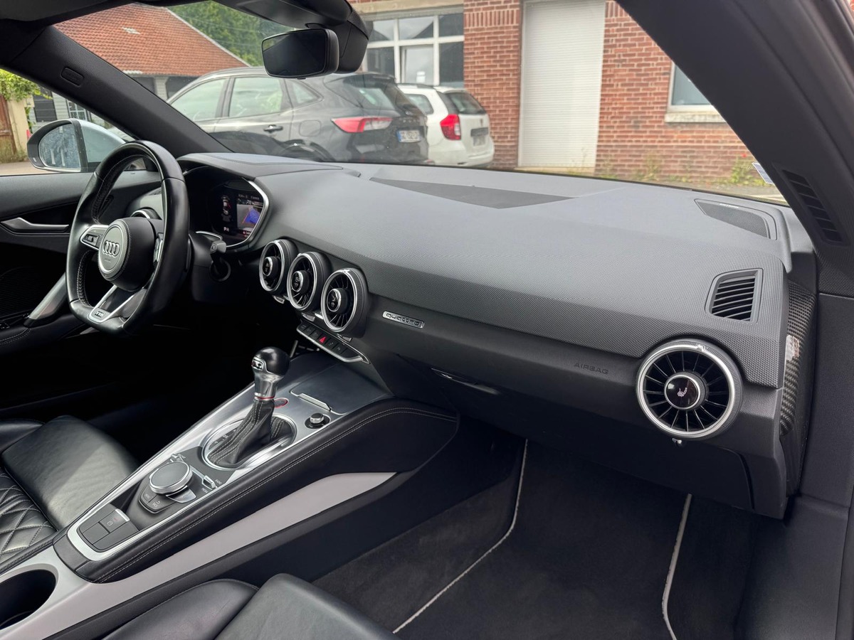 Audi TTS 2.0 TFSi Quattro S-Tronic