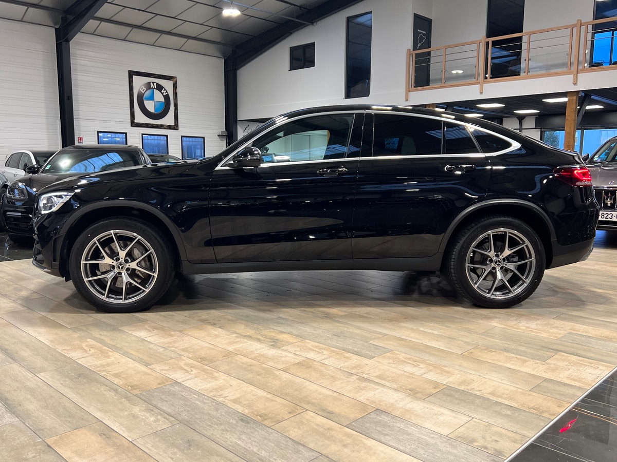 Mercedes-Benz GLC Coupé 300e 4MATIC AMG LINE c