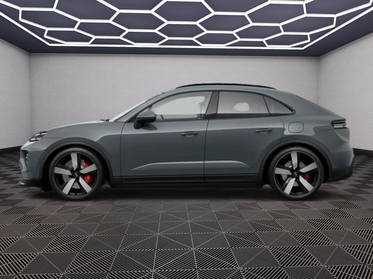 Porsche MACAN 4S 100% Electrique 516ch 22"/Sport Chrono/Pano/HeadUp/Innodrive