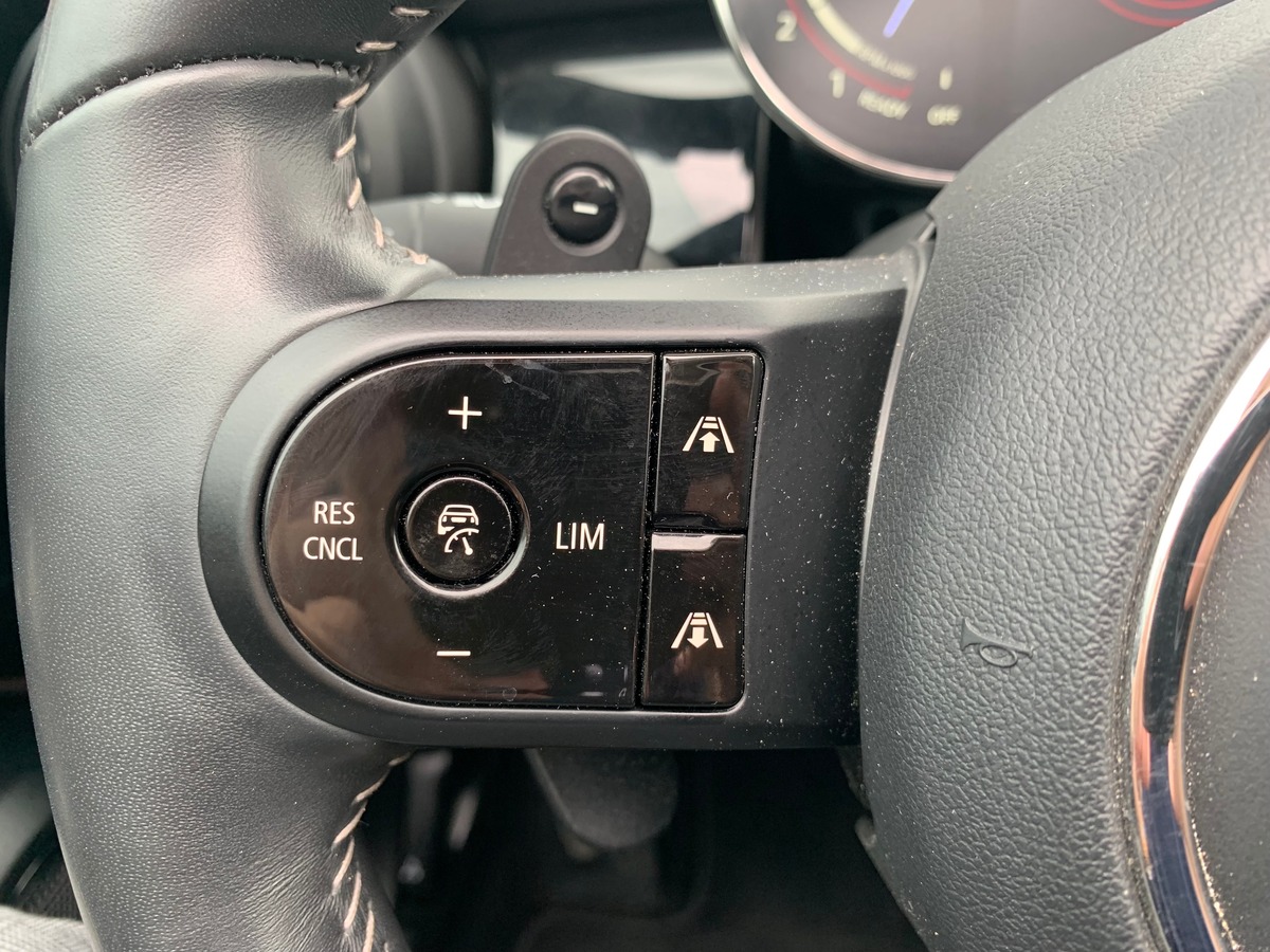 Mini Cooper JCW 231 CHEVAUX