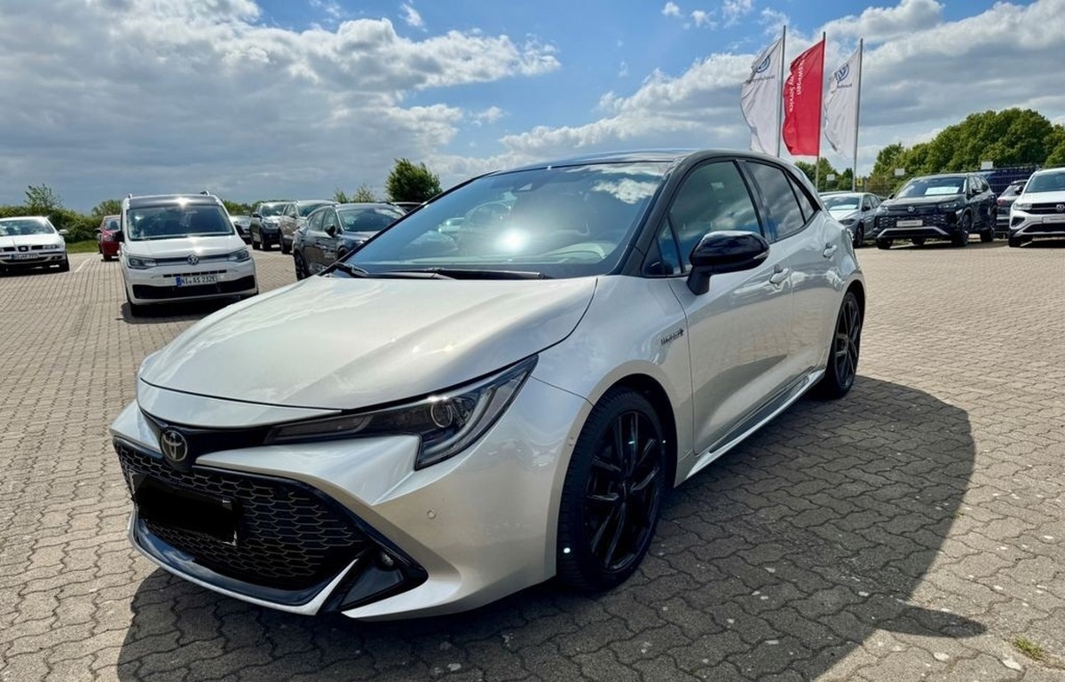 Toyota Corolla 2.0 1584ch Hybrid GR Sport AHK Navi JBL