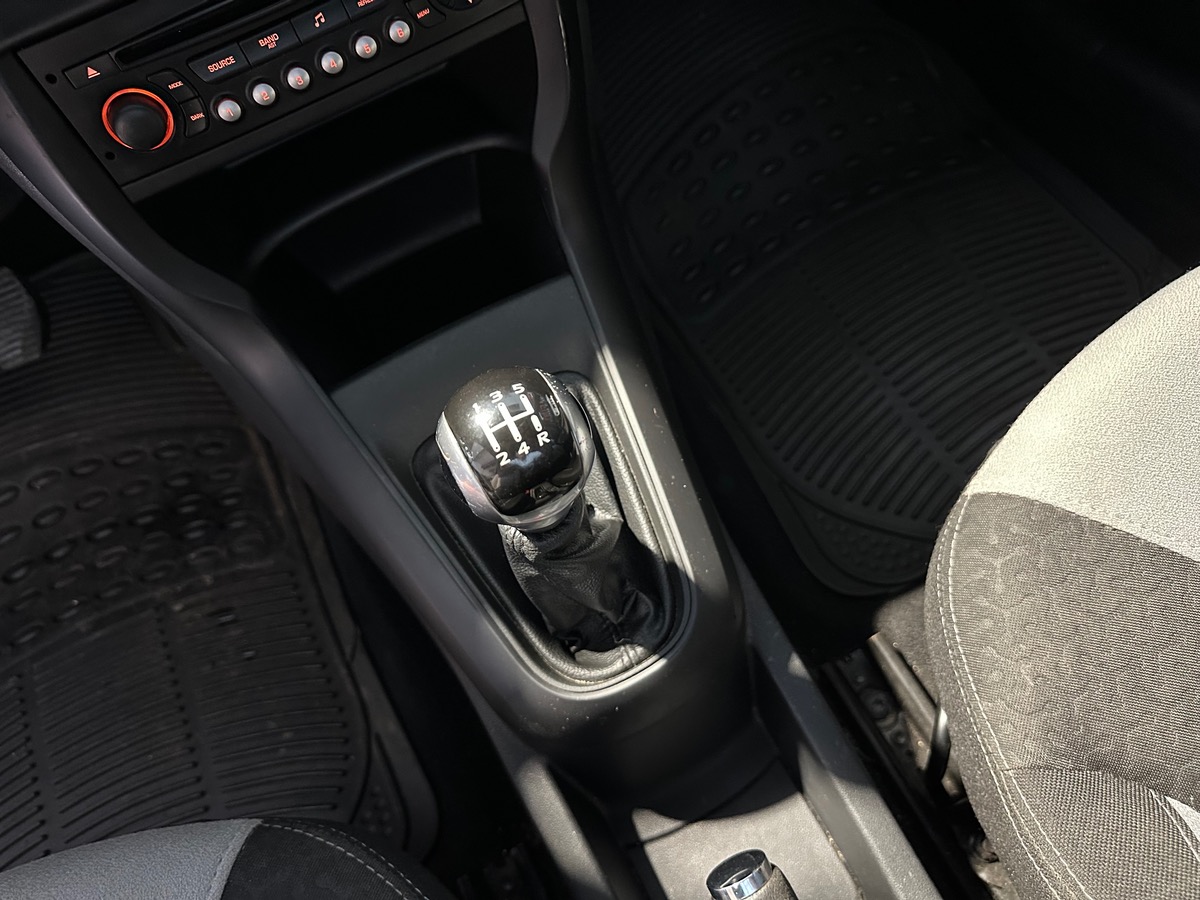 Citroën DS3 CHIC ******* entretien DS ******** 1.4 VTi 16V Airdream 95 cv