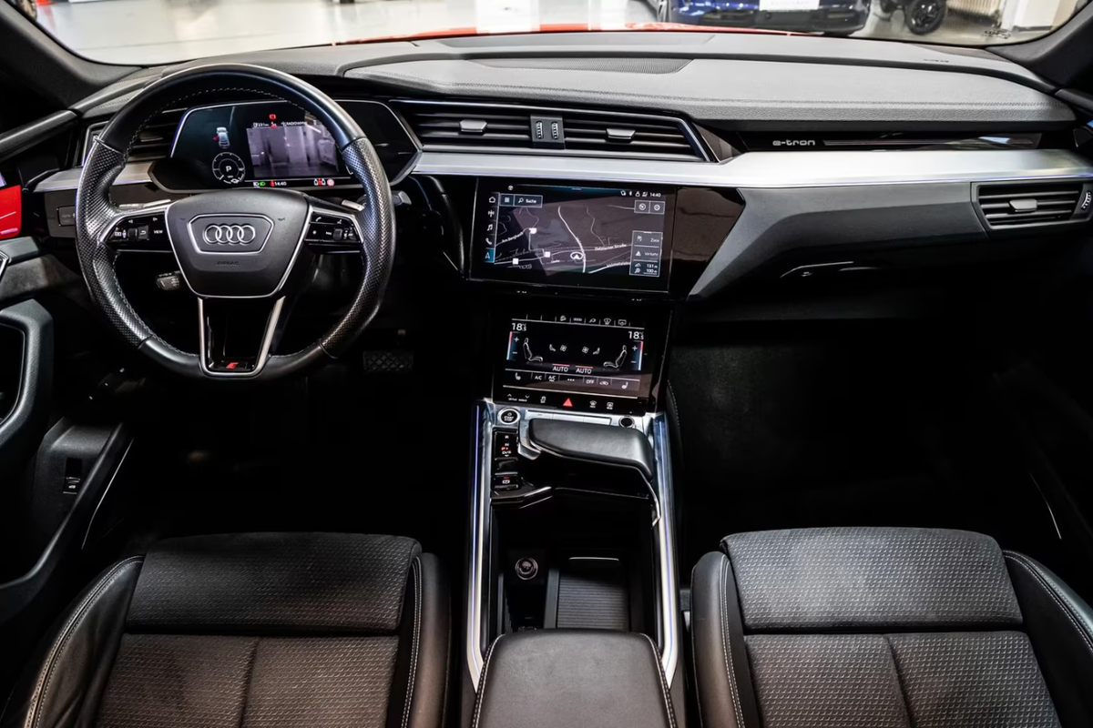 Audi e-tron Sportback 55 408ch S Line e-quattro