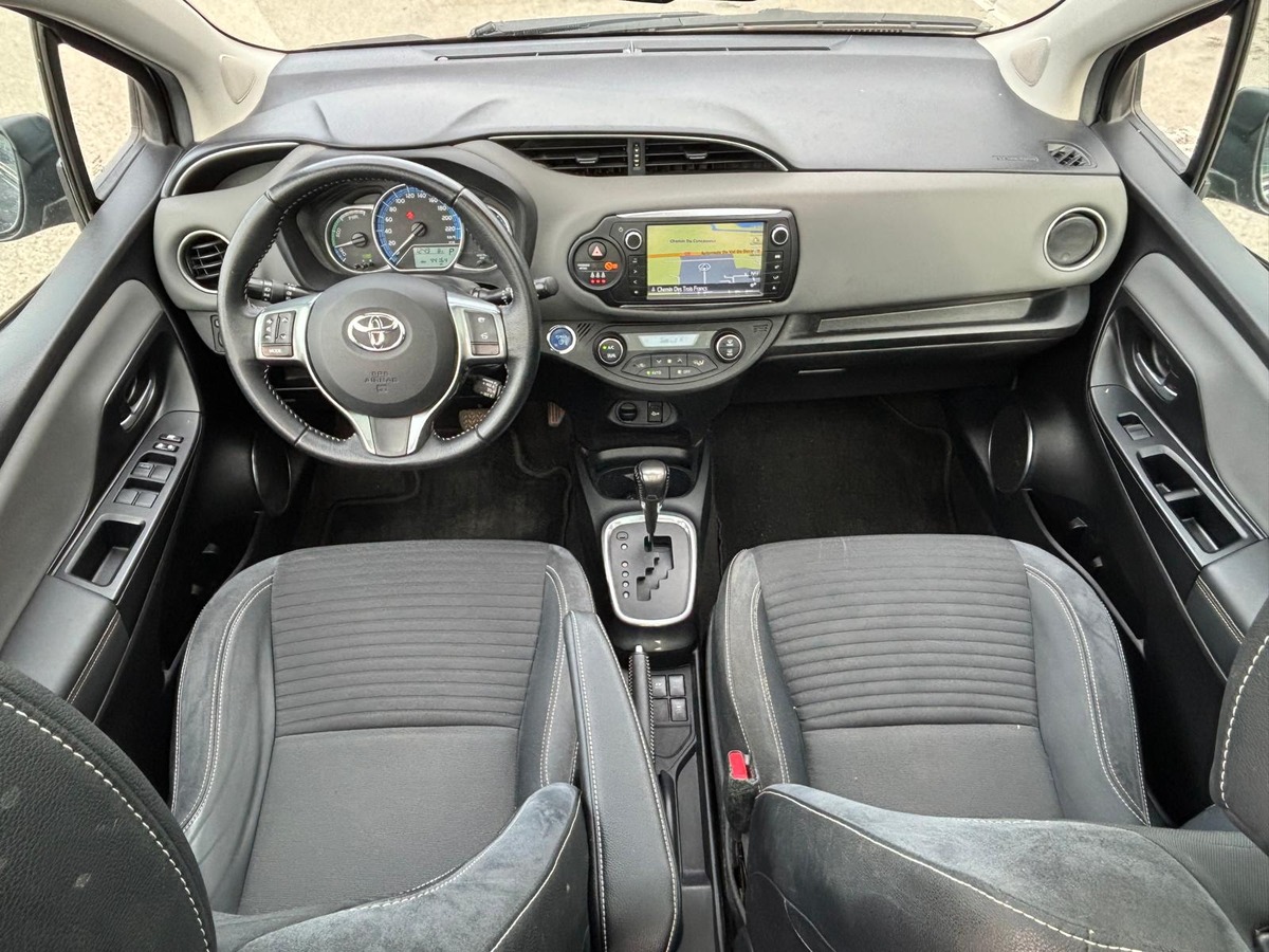 Toyota Yaris 1.5 Hybrid 75cv - Garantie 12 Mois