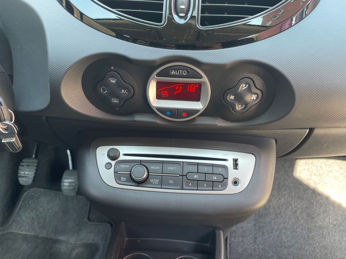 RENAULT Twingo 1.2 Dynamique