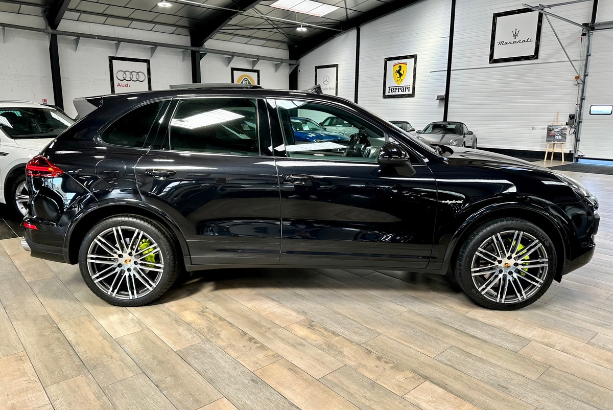 Porsche Cayenne II (2) S E-Hybrid 3.0 416