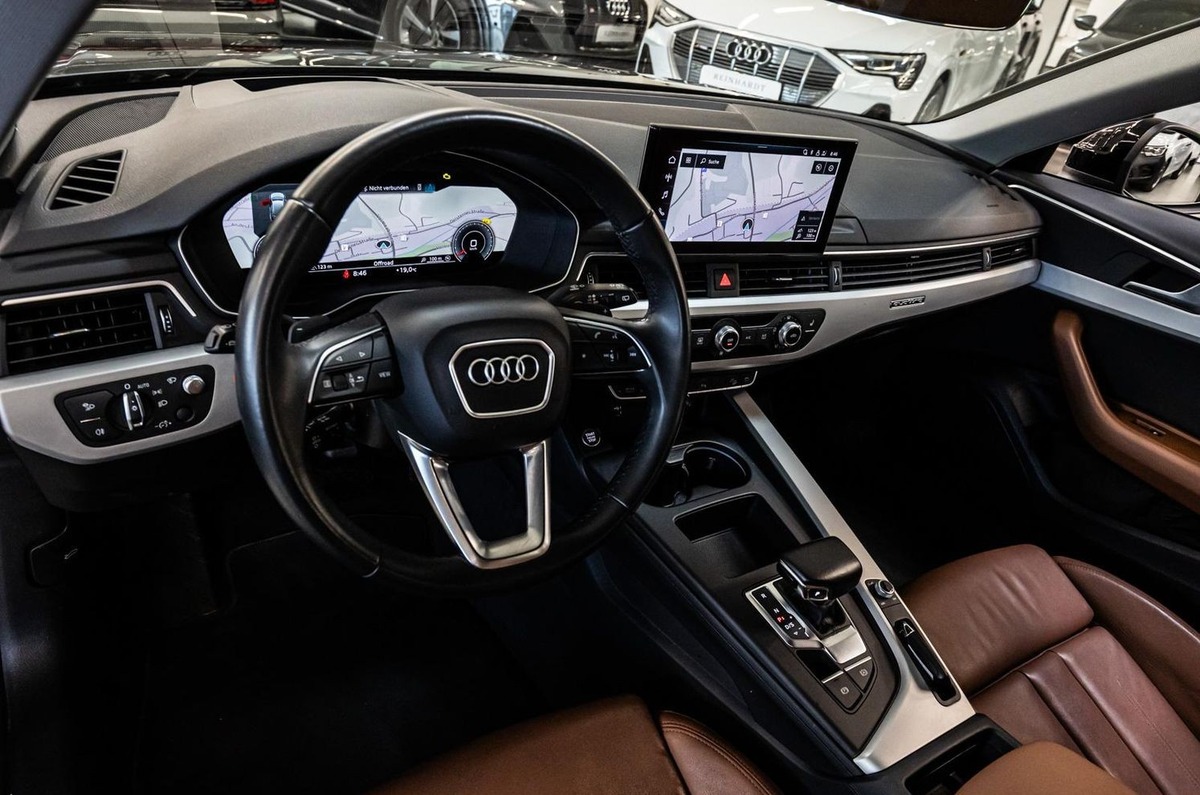 Audi A4 Allroad V 40 TDI 204ch Avus quattro S tronic 7 Attelage Aff Tête haute