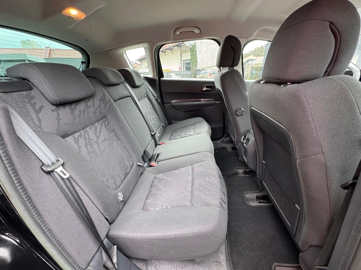 Peugeot 3008 1.6 HDi 115cv Active - Garantie
