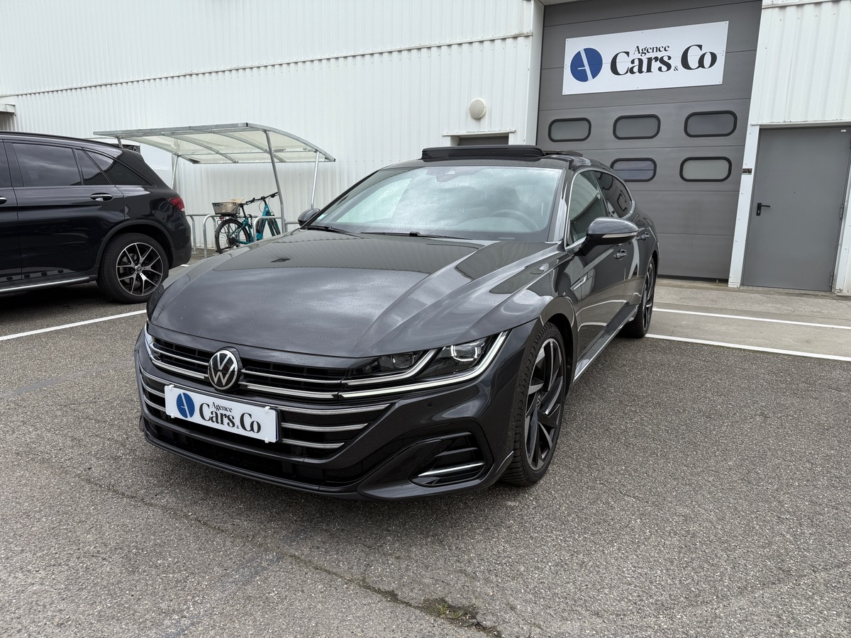 Volkswagen Arteon ShootingBrake 2.0L TDi EVO SCR DSG7 150 cv R-line, Toit ouvrant, Suivi Complet