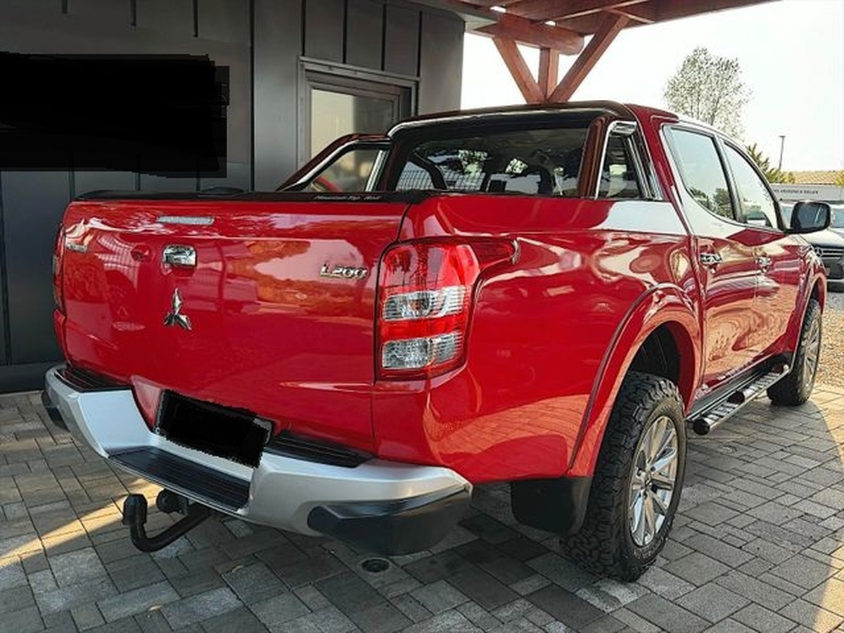 Mitsubishi L200 Mitsubishi L200 Top Double Cab 4WD .