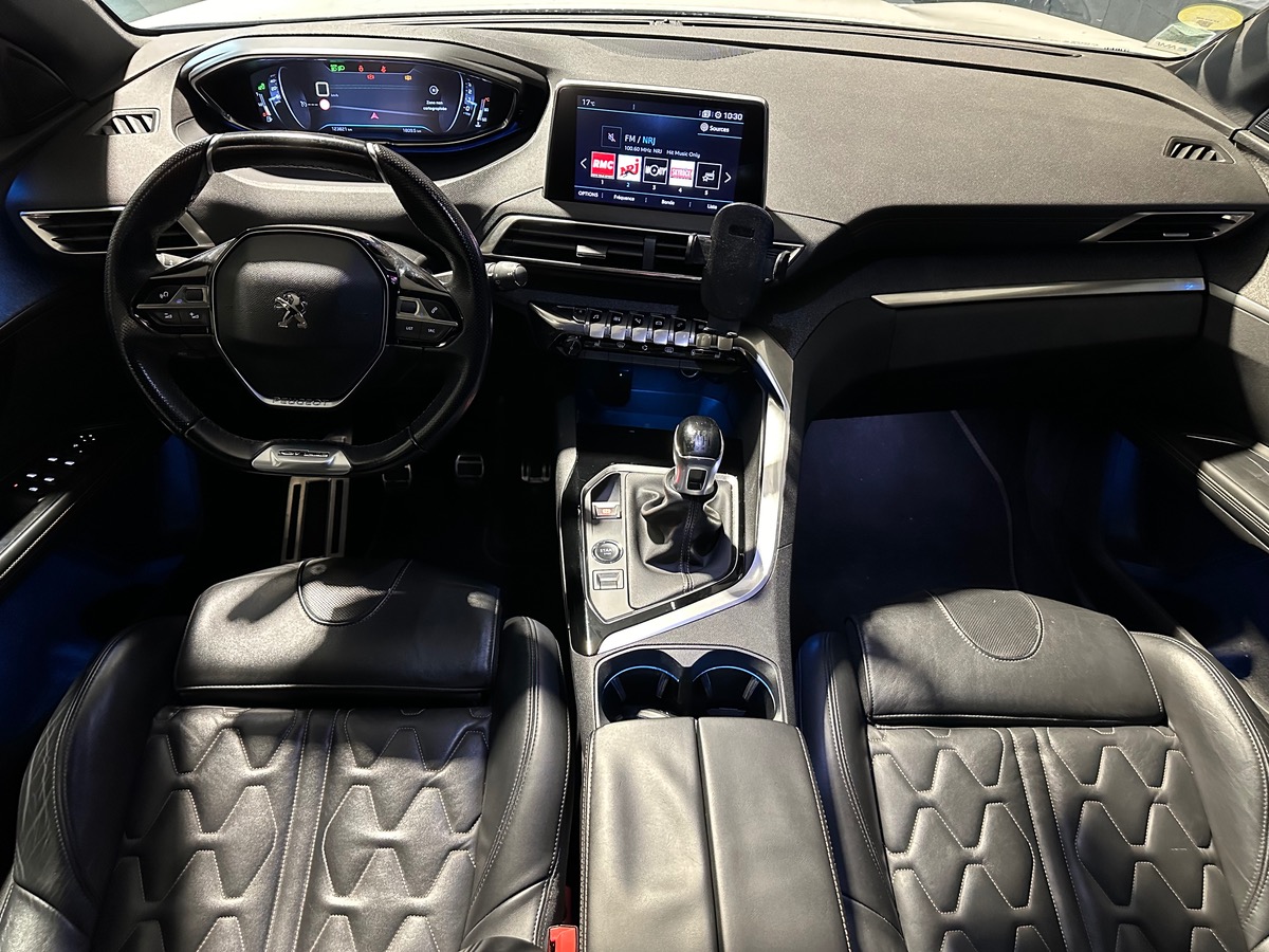 Peugeot 5008 GT LINE 2.0 BlueHDI 150CH