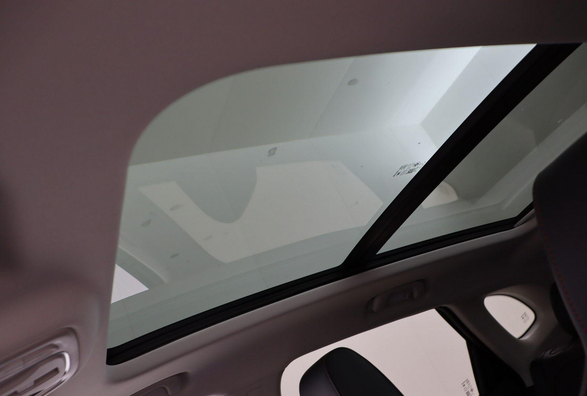MG EHS Luxury 1 5 TGDI 258 hp PHEV